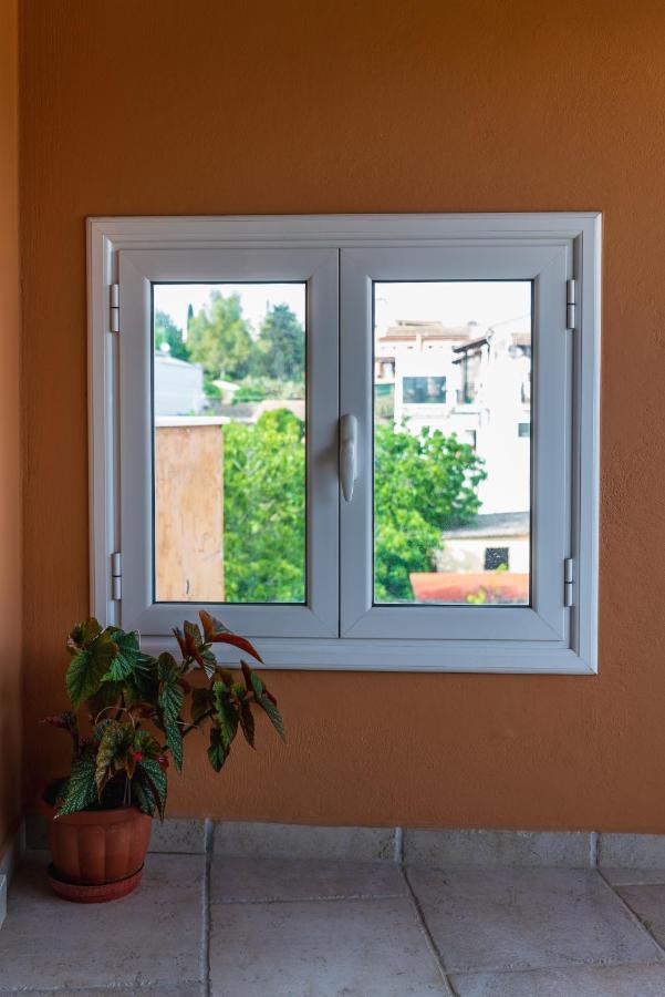 Julia΄S Apartment Alepou ภายนอก รูปภาพ