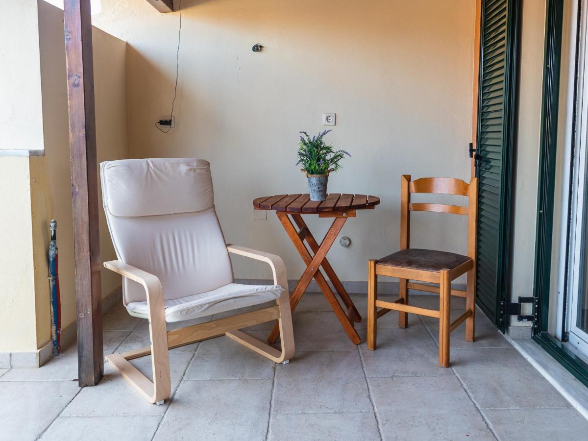 Julia΄S Apartment Alepou ภายนอก รูปภาพ