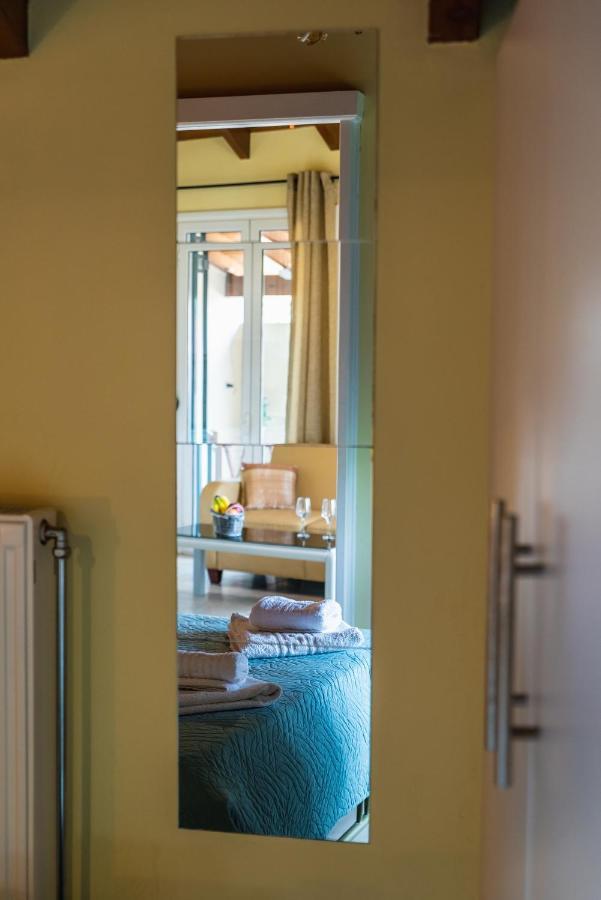 Julia΄S Apartment Alepou ภายนอก รูปภาพ